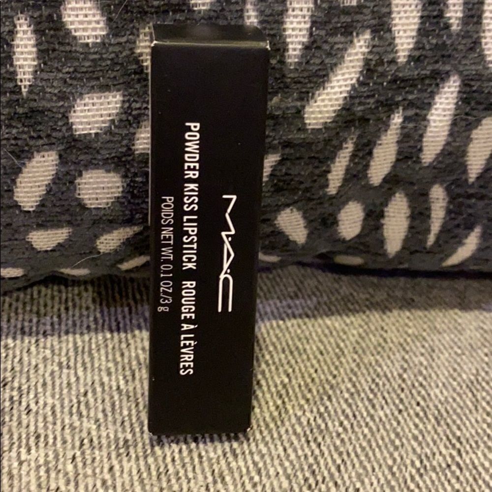 MAC Powder Kiss Lipstick in 922 Werk, Werk, Werk